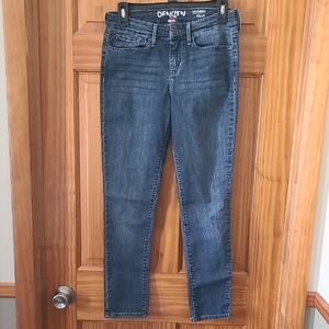 Denizen from Levi's Dark Blue Skinny Jeans